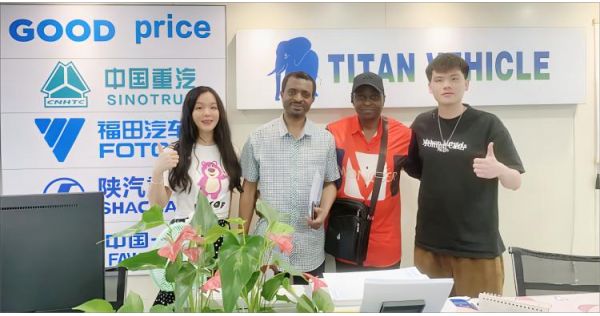 Cliente de Guyana compró un remolque de plataforma baja de 3 ejes TITAN