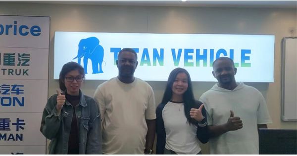 Cliente de Guyana visitó TITAN VEHICLE para comprar un semirremolque de plataforma de 3 ejes