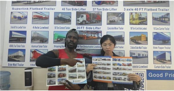 Cliente de Burkina Faso compra remolque de plataforma baja TITAN de 80 toneladas