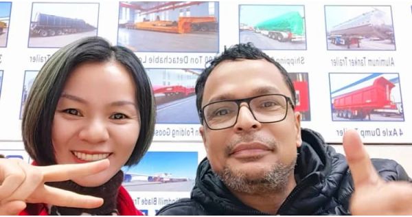 Clientes de Filipinas visitaron Titan y adquirieron un remolque semirremolque de 3 ejes.