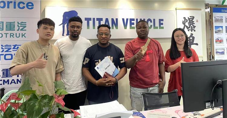Remolque cisterna de cemento Bulker 45CBM a la venta en ZambiaRemolque cisterna de cemento Bulker 45CBM a la venta en Zambia