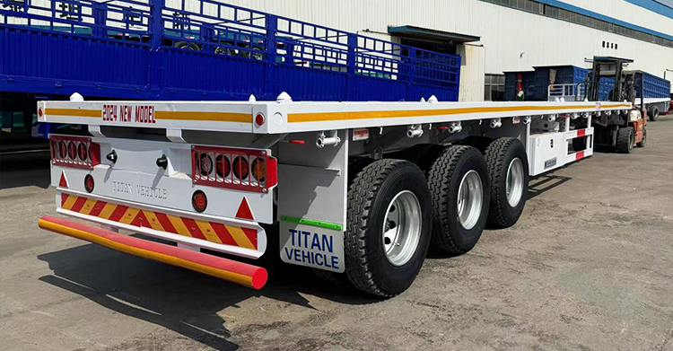 Remolque de plataforma semiplana de 3 ejes en venta en Guyana