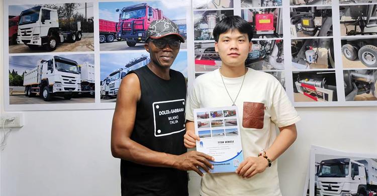 Cabezal tractor Sino Howo en venta en Namibia
