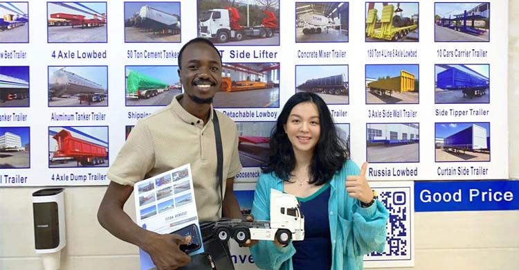 Cliente senegal&eacute;s acude a TITAN para comprar una cabeza tractora Howo