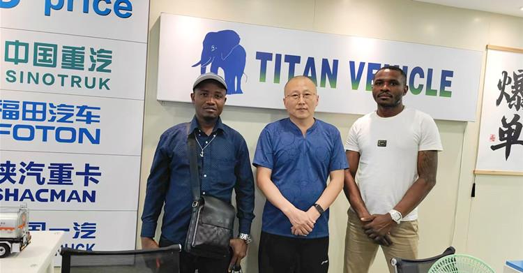 Remolque de plataforma de 4 ejes TITAN VEHICLE en venta en Tanzania