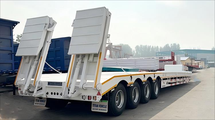 Remolque de plataforma baja de 100 toneladas en venta en el Congo