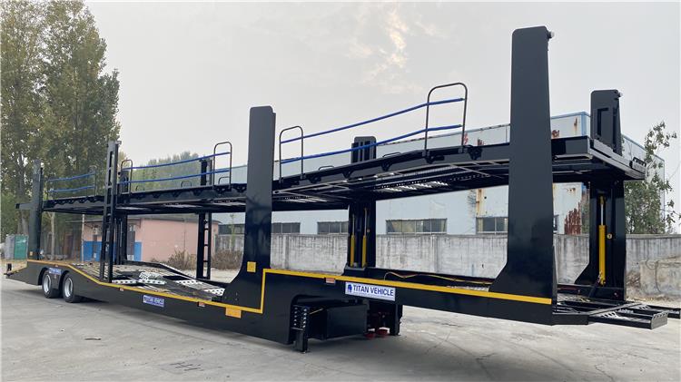 Remolques para transporte de veh&iacute;culos de 2 ejes en venta en Namibia
