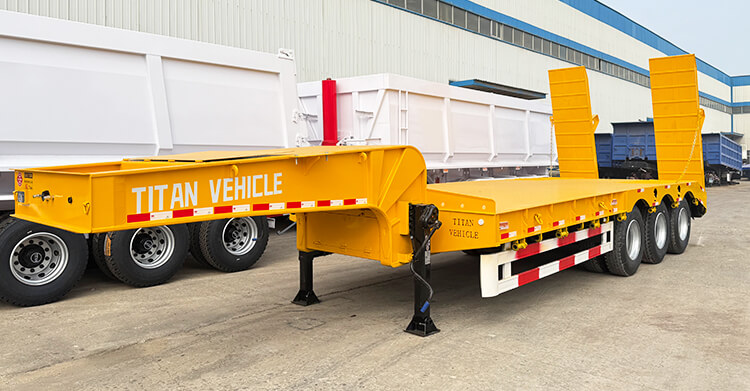 Remolque hidr&aacute;ulico de plataforma baja de 3 ejes a la venta en Ghana