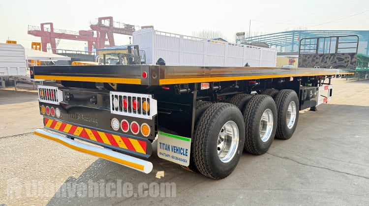 Semirremolque de plataforma de 3 ejes en venta en Uganda