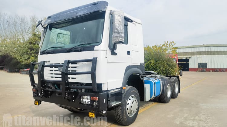 Camión tractor Howo 6x4 usado en venta en Tanzania