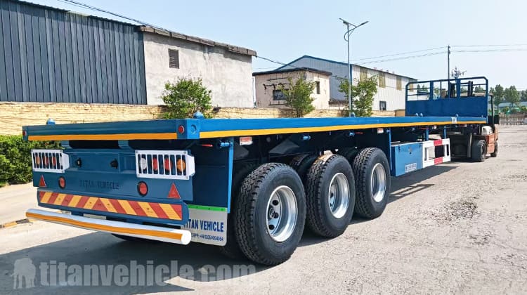 Semirremolque de plataforma de 40 pies en venta en Tanzania