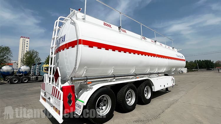 Remolque cisterna de combustible de 45.000 litros en venta en Uganda