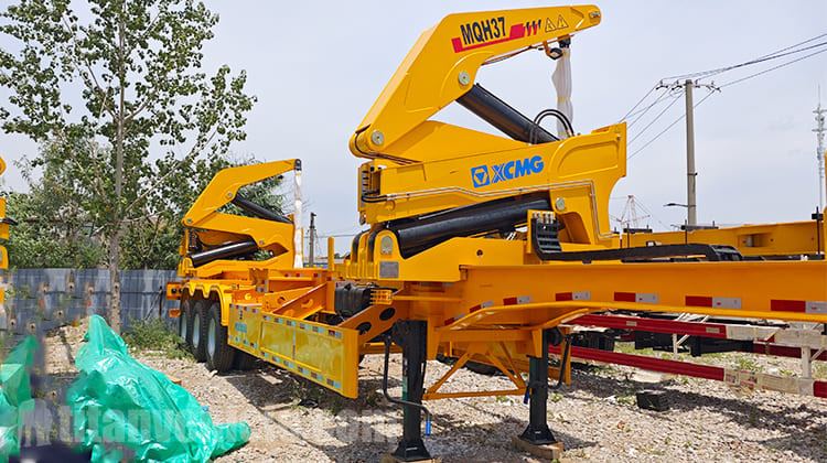 Remolque portacontenedores de 37 toneladas con carga lateral en venta en Angola