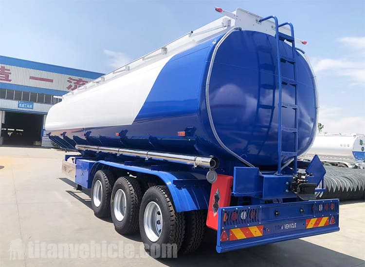 Remolque cisterna de gasolina de 42.000 litros en venta en Sierra Leona.