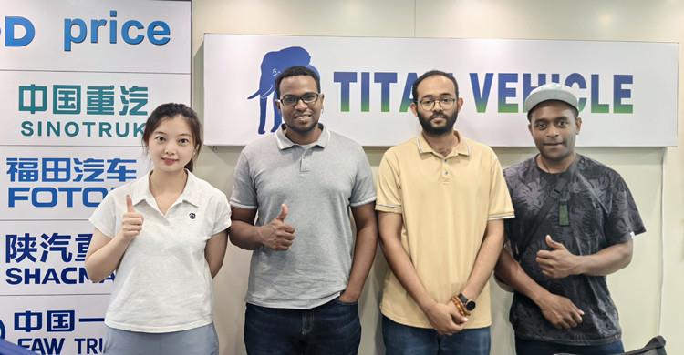 Clientes de Zimbabue adquirieron un remolque de plataforma de TITAN