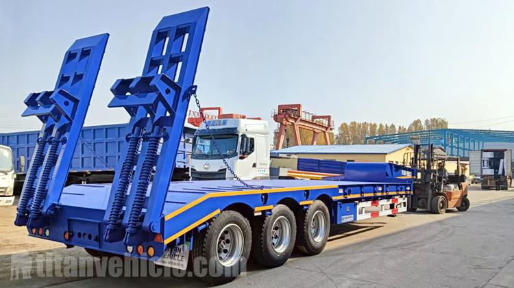 Semirremolque de plataforma baja de tres ejes disponible para la venta en Guyana.