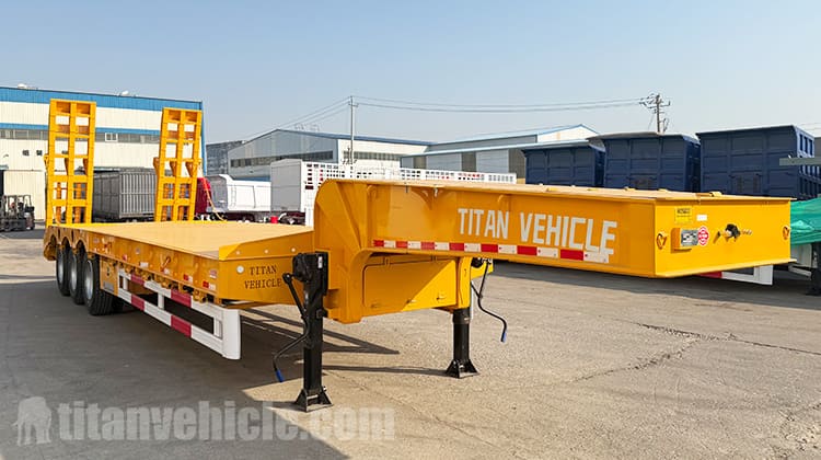 Remolque de plataforma baja de tres ejes en venta en Angola