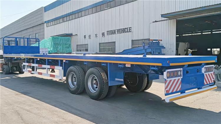 Remolque de plataforma de 40 pies en venta en Tanzania