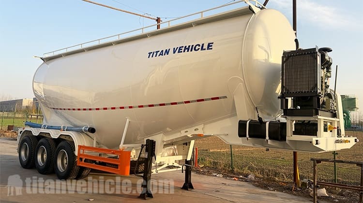 Remolque cisterna para cemento a granel de 40 m³ en venta en Arabia Saudita.