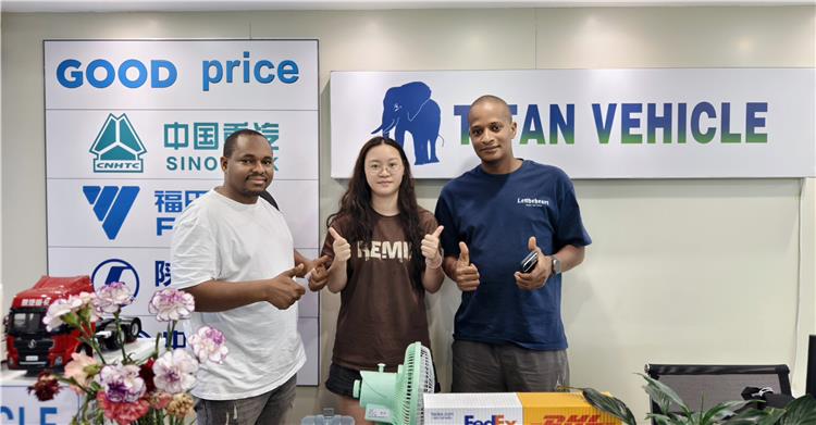 Remolque de tres ejes con paredes laterales en venta en Zimbabue