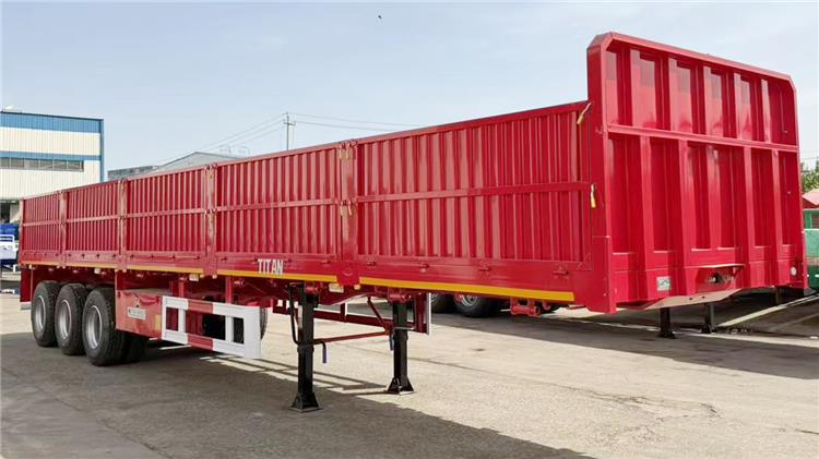 Remolque de tres ejes con paredes laterales en venta en Zimbabue