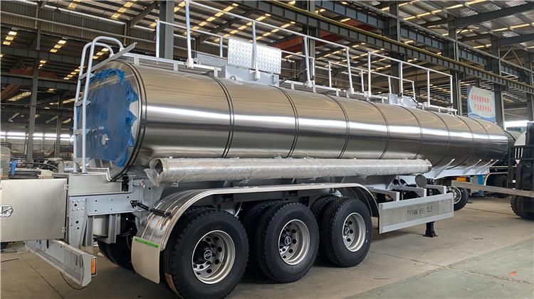 Remolque cisterna de aluminio en venta en Mali