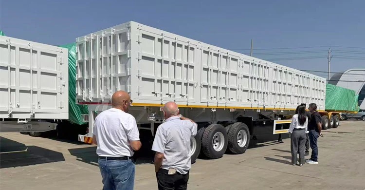 Remolque basculante lateral de 34 toneladas en venta en Chile