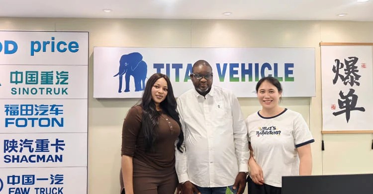 Fabricantes de remolques hidráulicos de plataforma baja de 120 toneladas en Sierra Leona