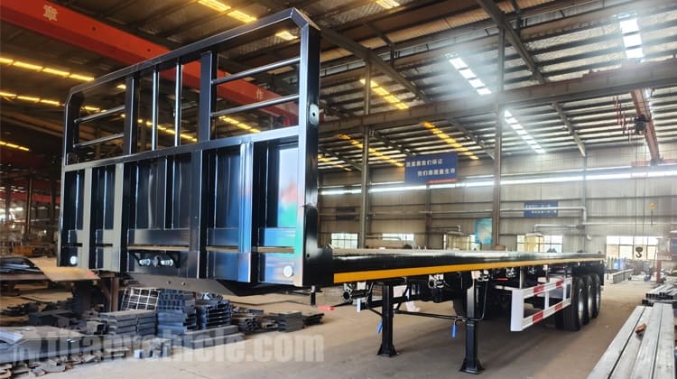 Remolque de plataforma plana de tres ejes en venta en Mali