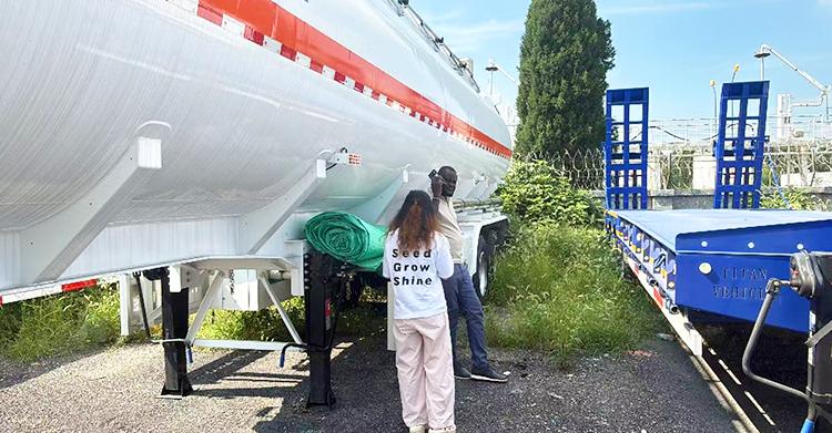 Se vende cami&oacute;n cisterna de combustible de 3 ejes en Mal
