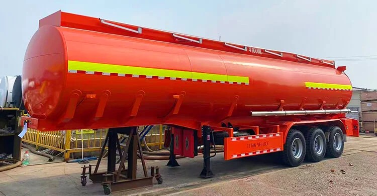 Se vende cami&oacute;n cisterna de combustible de 41.000 litros en Mali.