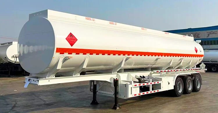 Se vende cami&oacute;n cisterna de combustible de 45.000 litros en Ghana.