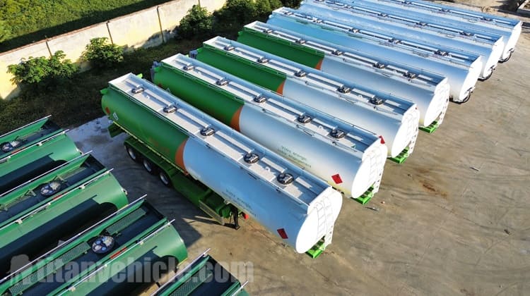 Se vende en Mali un remolque cisterna de combustible di&eacute;sel de 45.000 litros.